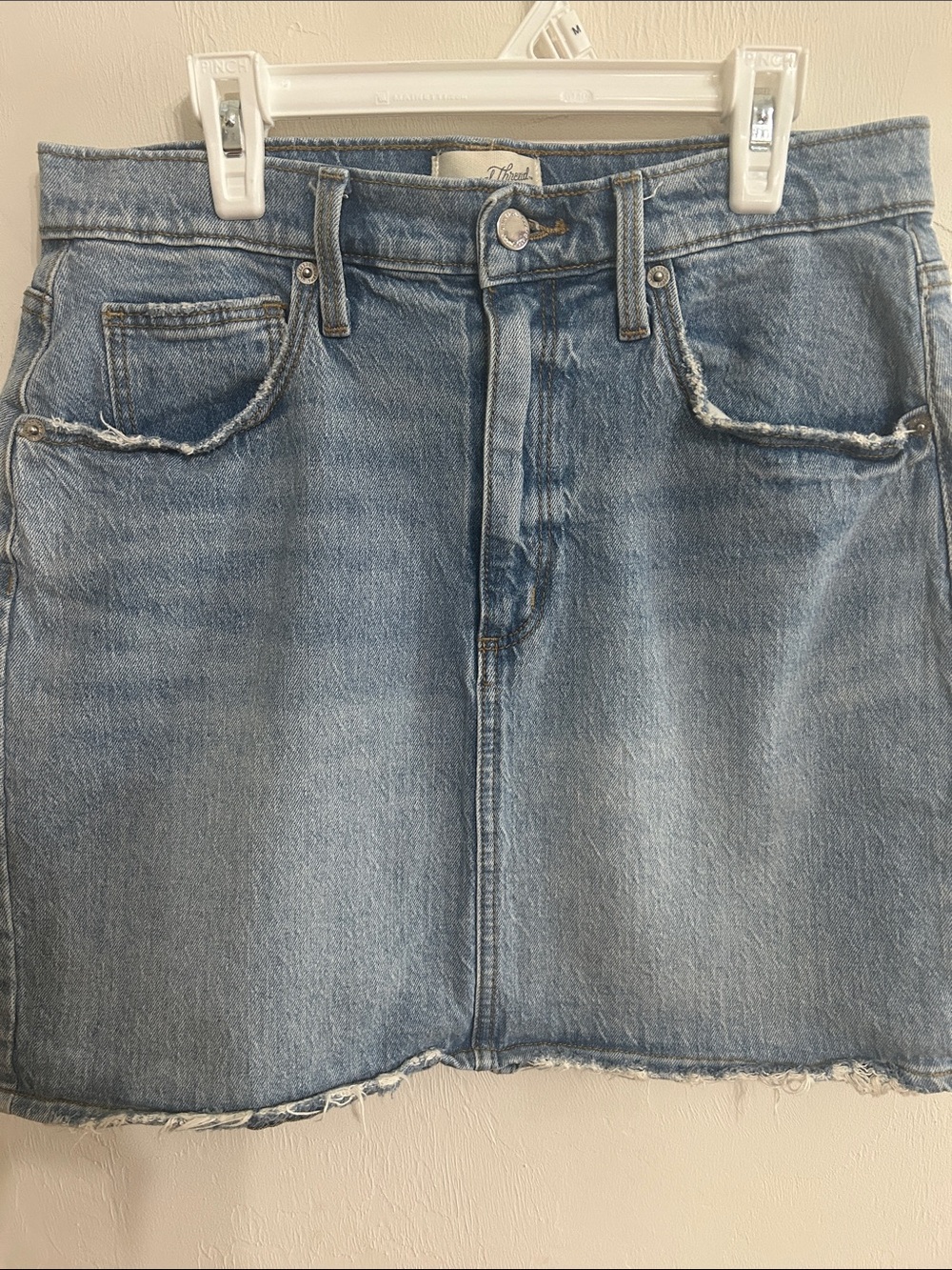 Universal Thread 8 Light Blue Denim Mini Skirt with Frayed Hem & Pockets 30 W